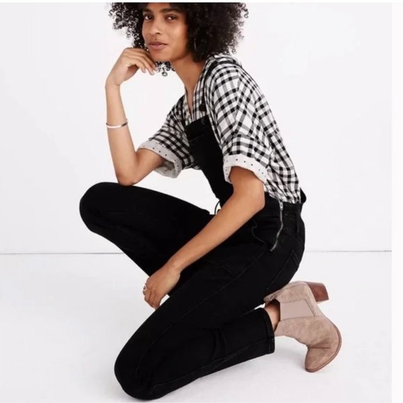 Madewell Black Denim Skinny Overalls in Lunar Wash Medium - Picture 4 of 9